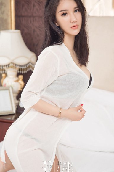 ‘PG电子’刘海怎么剪好看 学会这7步好看刘海也能自己动手剪(图1) PG电子平台